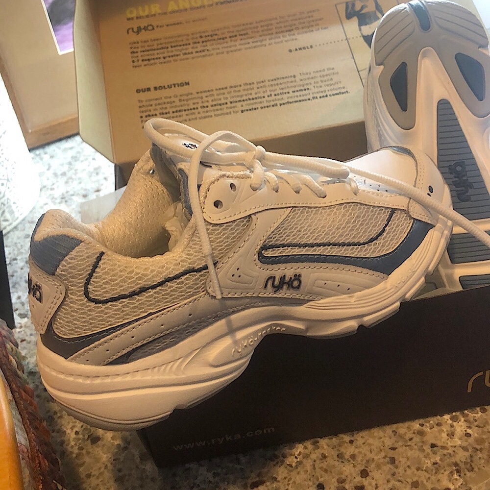 Rykä “Kelly Ripa” sneakers NEW.  6.5